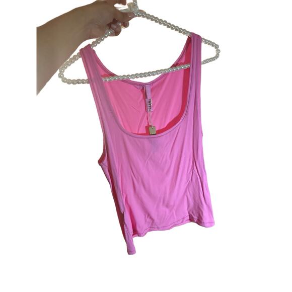 Skims Size 4X Soft Lounge Bubblegum Pink Ribbed Tank Top NWT - Picture 2 of 6